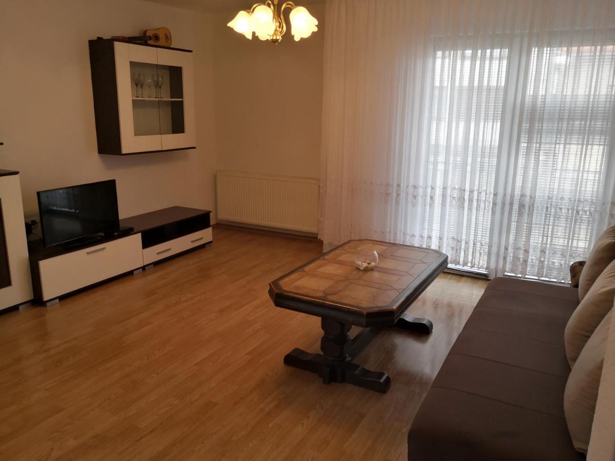 Appartamento Apartman Sana Lux Sanski Most Esterno foto