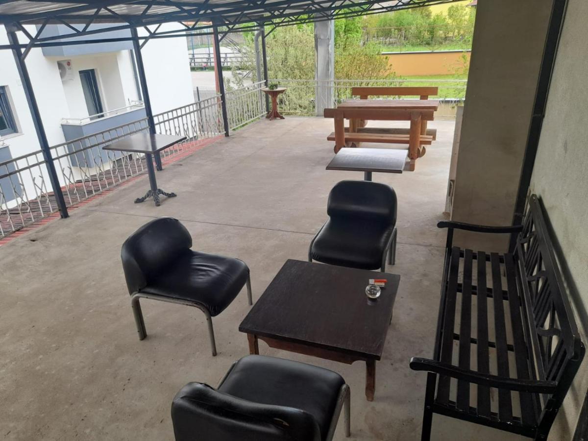 Appartamento Apartman Sana Lux Sanski Most Esterno foto