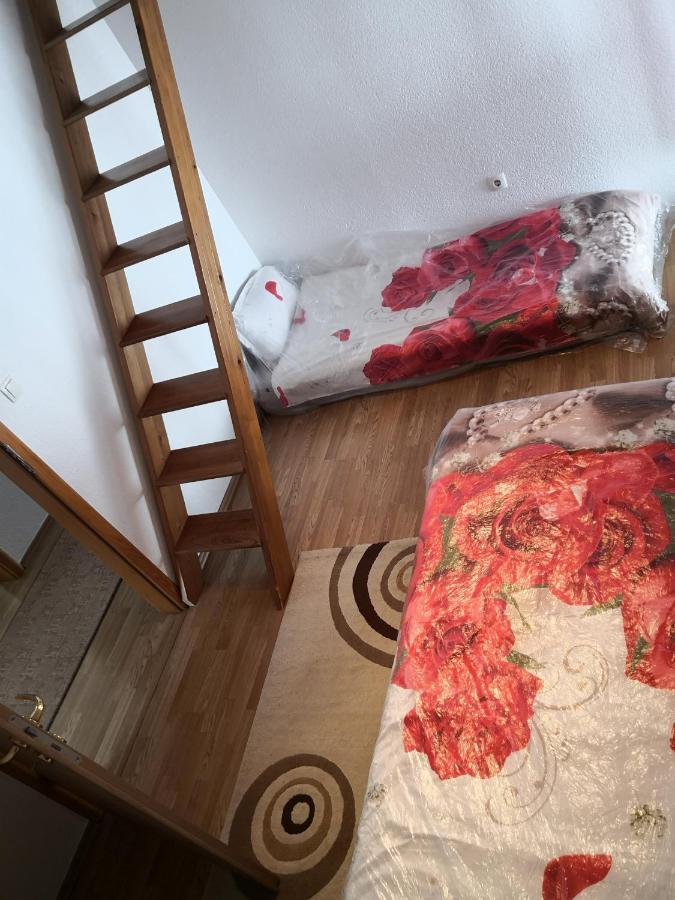 Appartamento Apartman Sana Lux Sanski Most Esterno foto